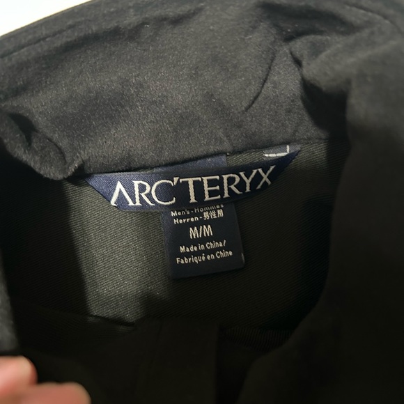 Arc’Teryx Soft Shell Jacket (Medium) - Picture 2 of 4